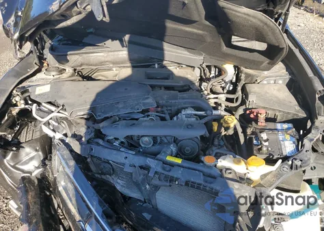 2011 Subaru Legacy 2.5I Limited z USA, uszkodzony, nr VIN 4S3BMBJ6XB3245711